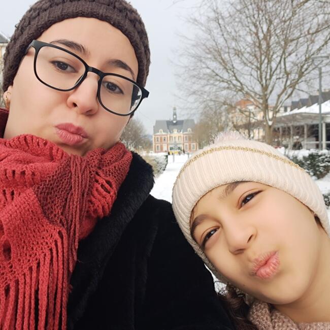 位于大诺瓦西的临时保姆: Kamelia