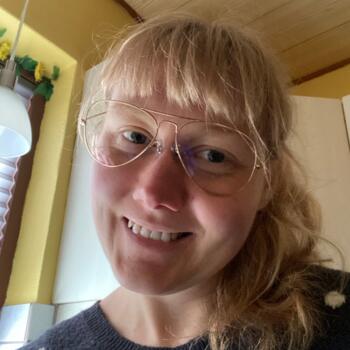 Babysitter in Ullerslev: Kira