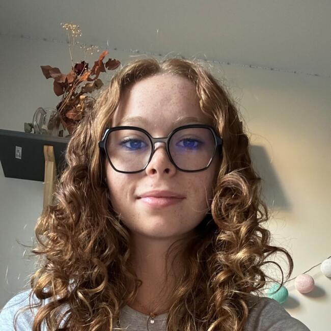 Babysitter in Saint-Paulien: Luna