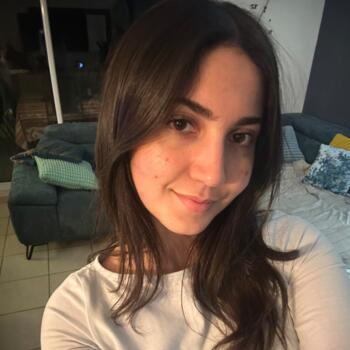 Babysitter Tangier: Hanae