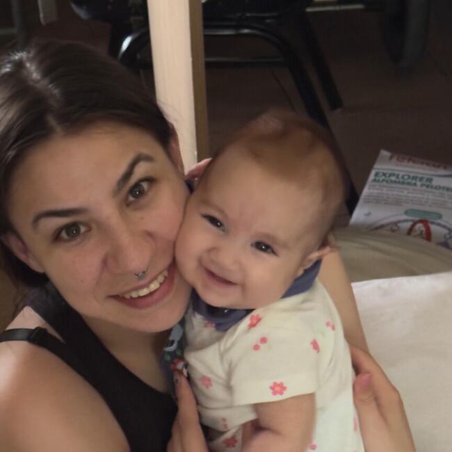 Babysitter in Salinas: Katherine