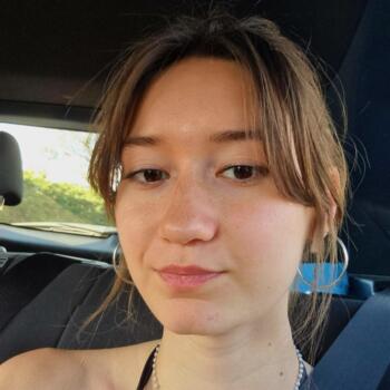 Babysitter in Morsang-sur-Orge: Jade