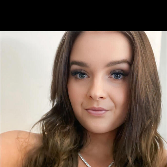 Babysitter in Gateshead: Rebecca