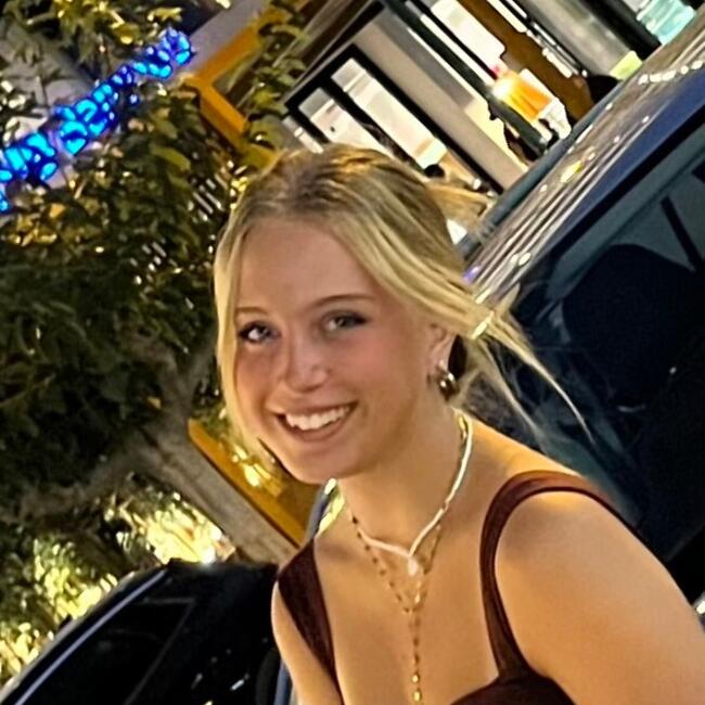 Babysitter in Mathi: Sofia