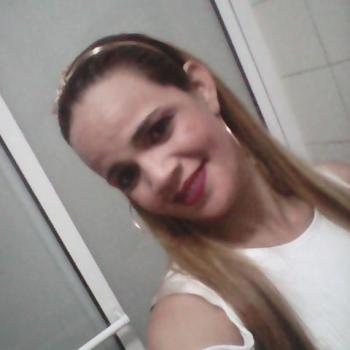 Babysitter Sintra: Maria Rubia