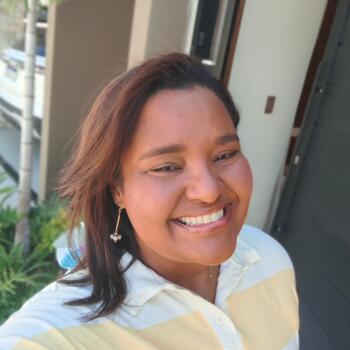 Babá Aracaju: Ariane