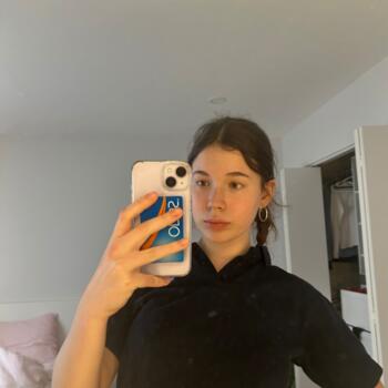 Baby-sitter in Longueuil: Evelina