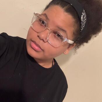 Babysitter in Pearland: Khamil