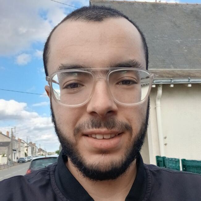 Babysitter in Angers: Nacim
