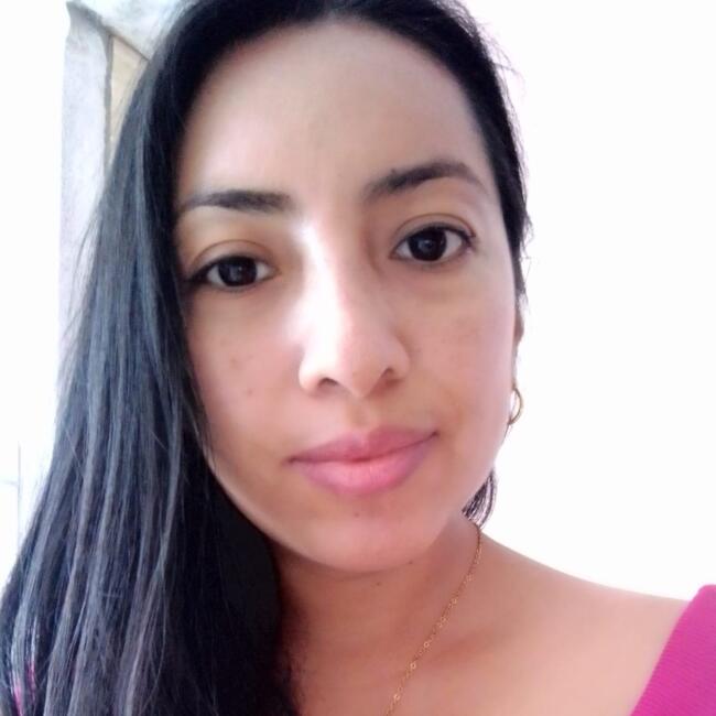 Babysitter in Solares (Comunidad Autónoma de Cantabria): Carla