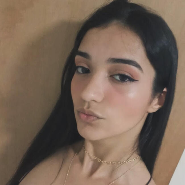 Babysitter in Londrina: Julia