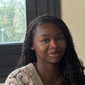 Babysitter in Osny: Pauline