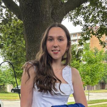 Baby-sitter in Kitchener: Madison