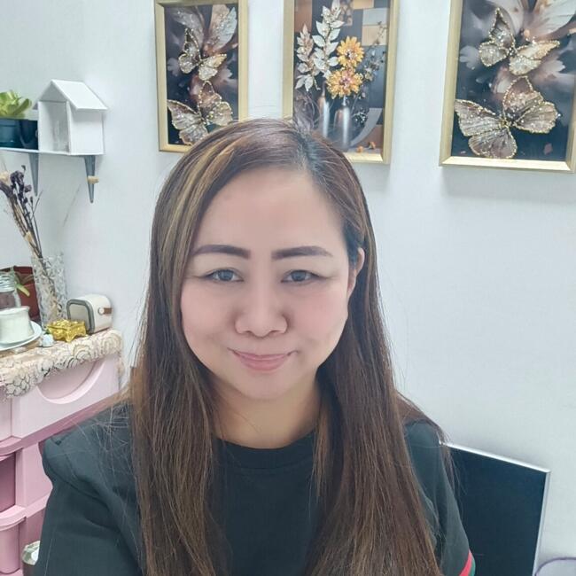 جليسة أطفال في الدوحة: Marilyn