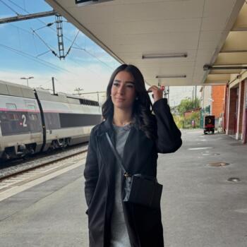 Babysitter in Aulnoye-Aymeries: Ines