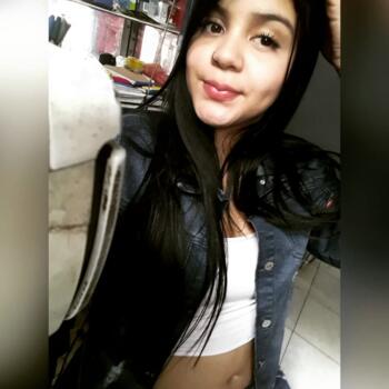 Niñera en Dos Quebradas: Angie karina