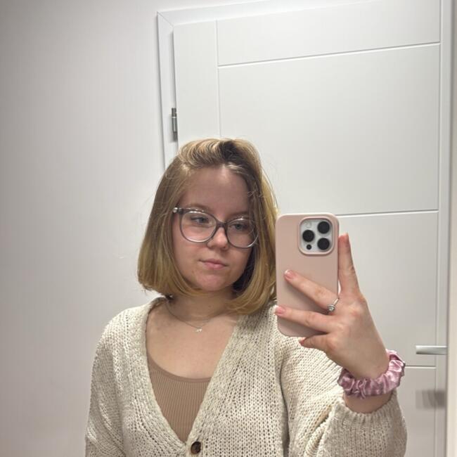 Babysitter in Poznan: Nikola