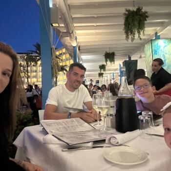 Δουλειά για babysitter στην περιοχή Αλχεθίρας: δουλειά φύλαξης παιδιών Marina