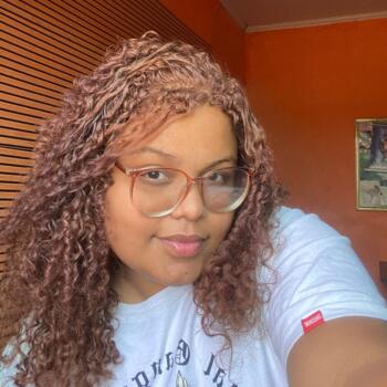 Babysitter in Nova Iguaçu: Lara