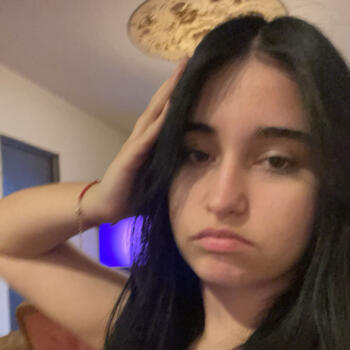 Babysitter in Beauregard-de-Terrasson: Elisa