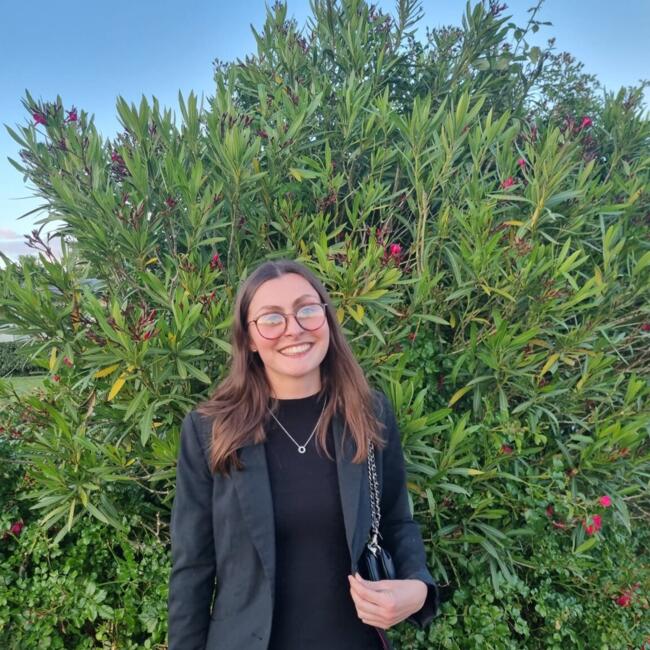 Babysitter in Saint-Laurent-Médoc: Margaux
