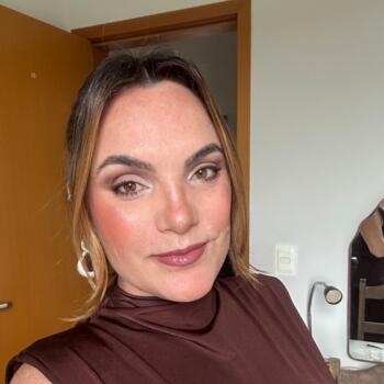 Babysitting job in Itaúna: babysitting job Julia