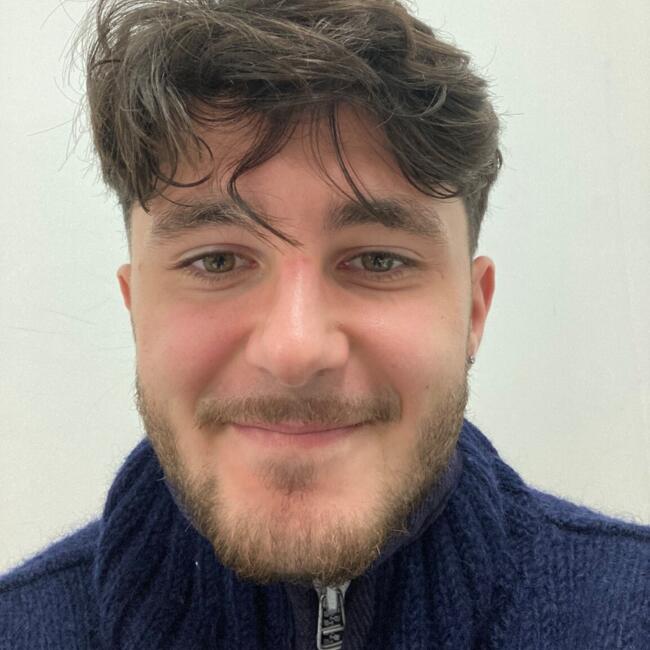 Babysitter em Algés: Aurélien