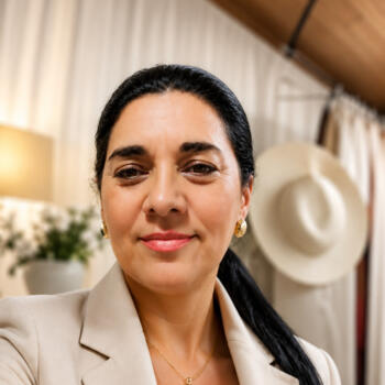 Babysitter in Cabrero: Blanca