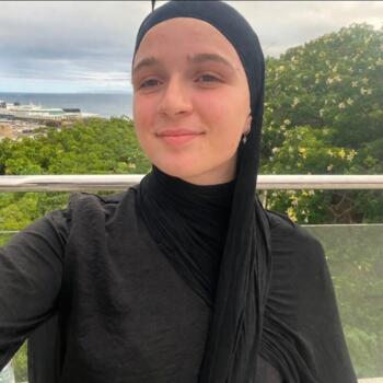 Canguro Pineda: Amina