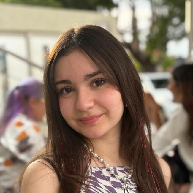 Babysitter in Spring (Texas): Camila