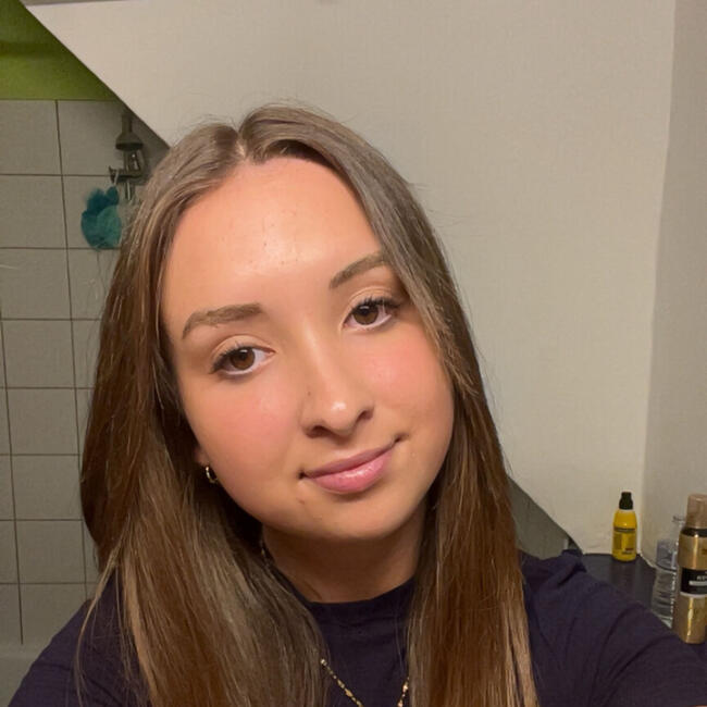 Babysitter in Florennes: Manon
