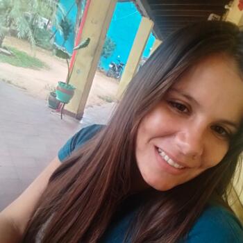 Babysitter in Limpio: Leticia