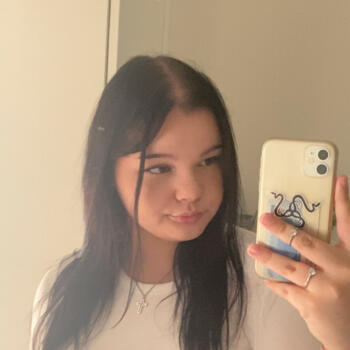 Babysitter in Henstedt: Lena