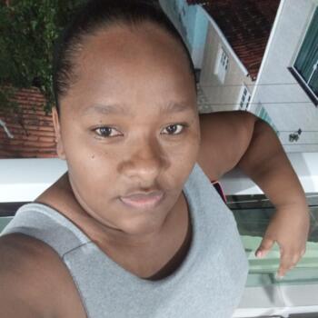 Babysitter in Salvador: Sueidy