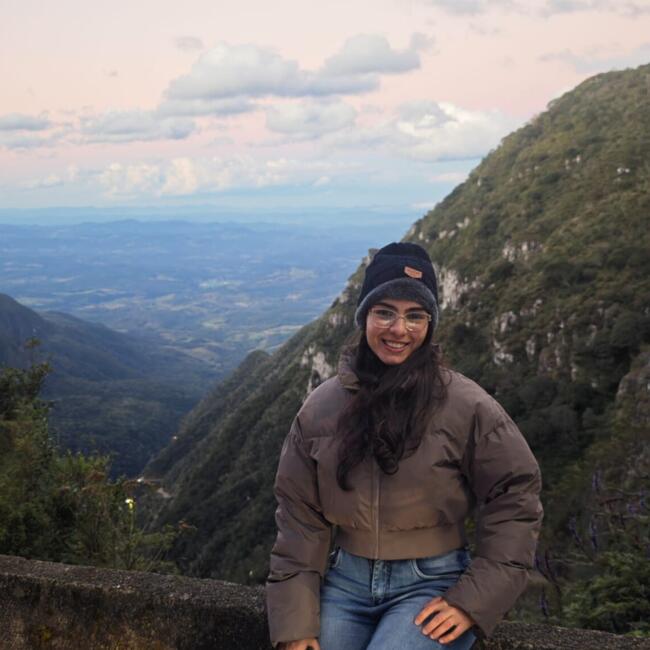 Babysitter in São Ludgero: Williana