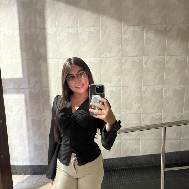 Canguro en Oviedo: Danna