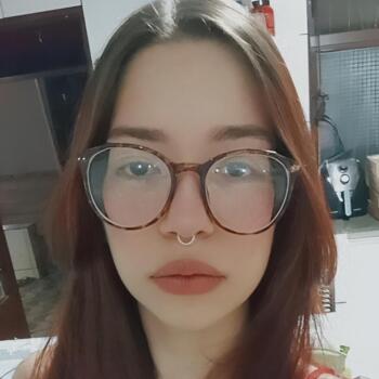 Babysitter Brasília: Maria