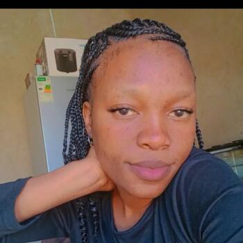 Babysitter in Barberton: Angel Zwane
