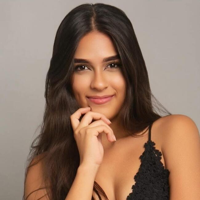 Babysitter in Santiago de Cali: Laura