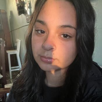 Niñera en Paraná: Avril