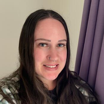 Babysitter in Hobart: Hannah