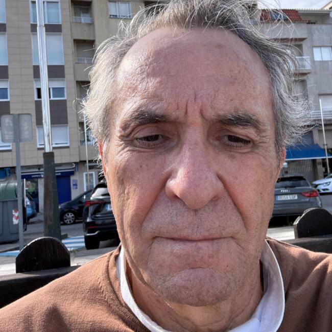Trabajo de canguro en Moaña: Cándido