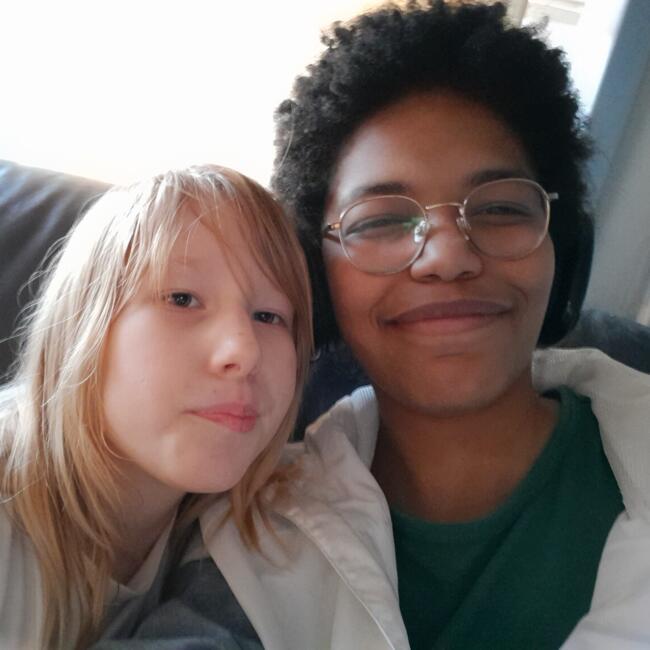 Babysitter in The Hague: Lathoya