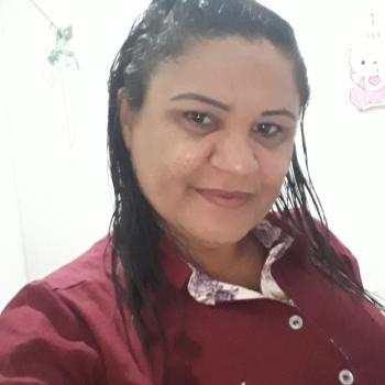 Babá em Caucaia: Valdenia