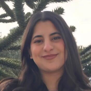 Babysitter in Laboissière-en-Thelle: Aya