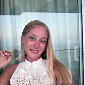 Babysitter in Binche: Manon