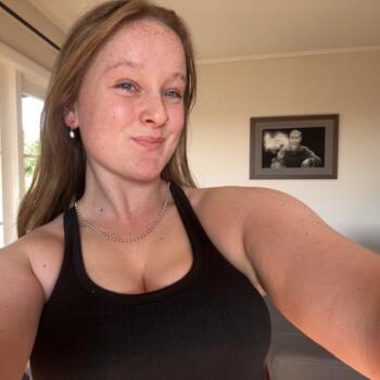 Babysitter in Halcombe: Maddi-Grace Trownson