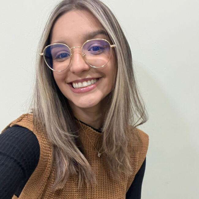 Babá em Limeira: Samara