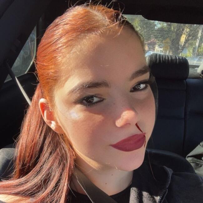 Babysitter in Sydney: Kyra