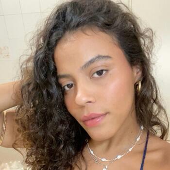 Babysitter in Florianópolis: Alana